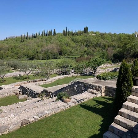 Villa Oasis Cypress Čilipi Buitenkant foto