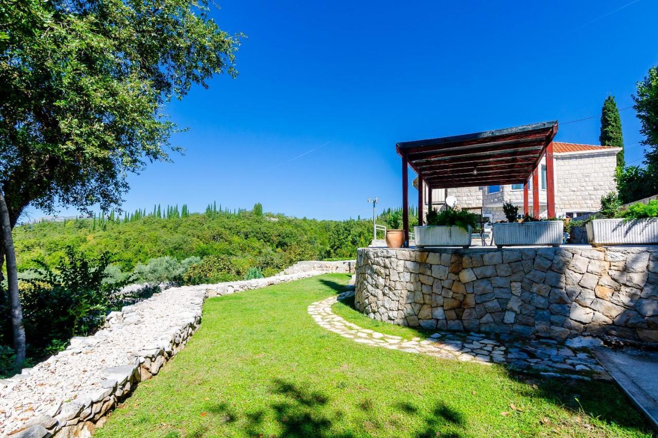 Villa Oasis Cypress Čilipi Buitenkant foto