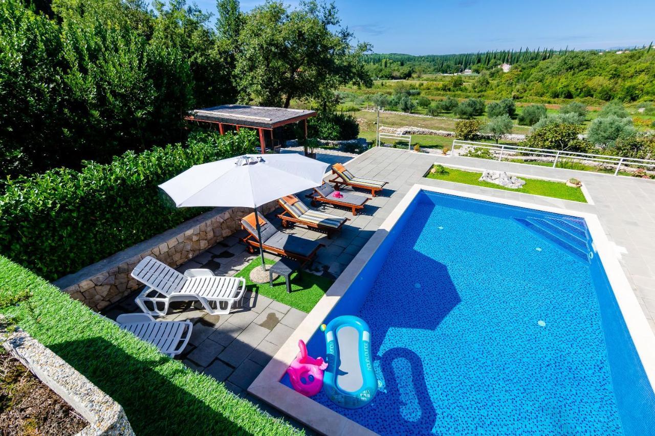 Villa Oasis Cypress Čilipi Buitenkant foto